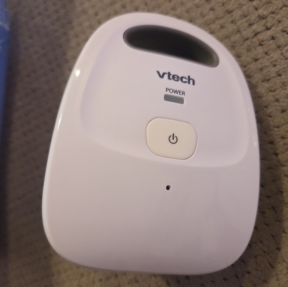 Vtech 2 Parent Units Digital Audio Baby Monitor with up to 1,000 ft of Range, Cr - Picture 3 of 12